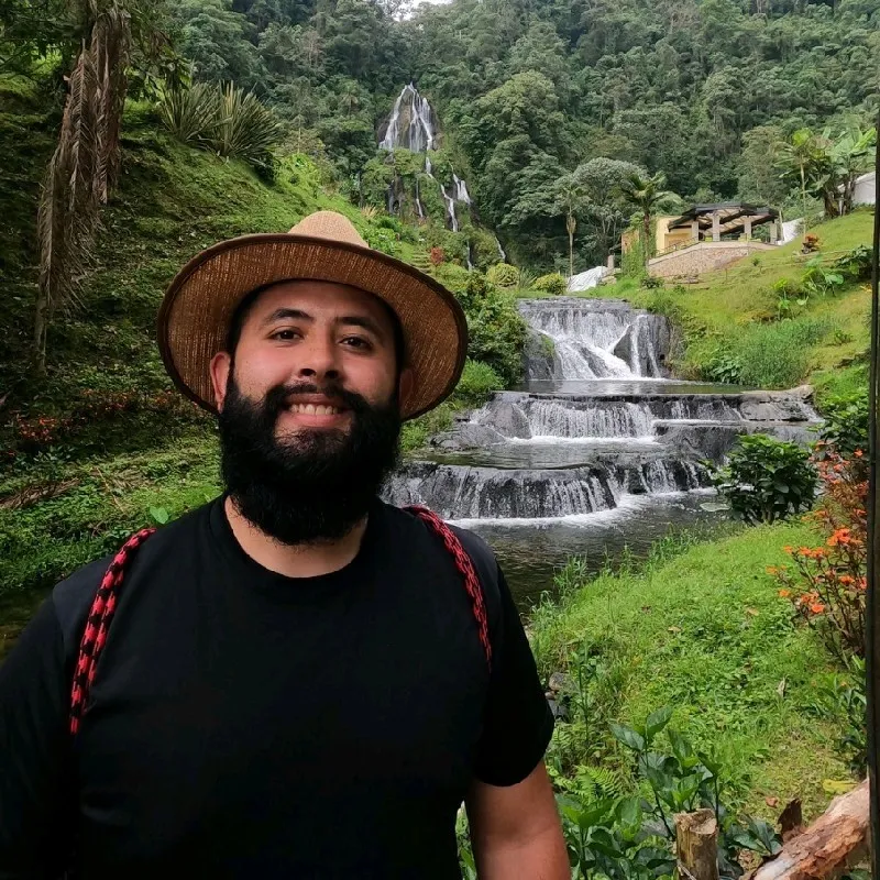 Photo of Julian González