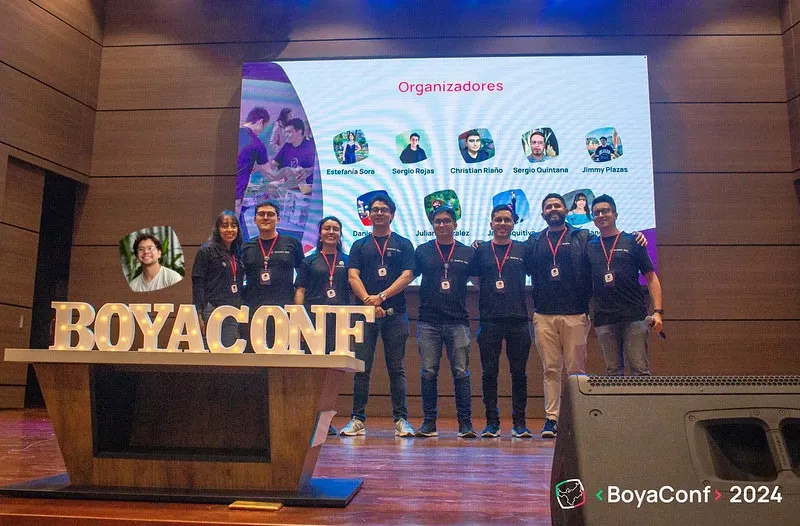 Foto del equipo de Boyacá Dev en BoyaConf 2024